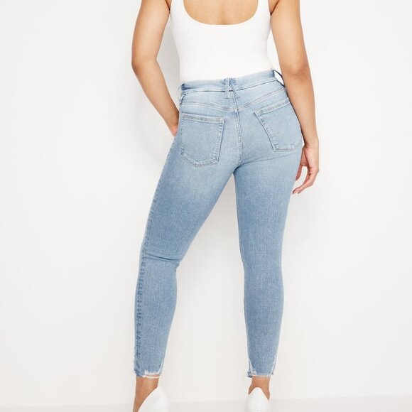 GOOD AMERICAN Light Blue Denim Skinny Distressed Jeans, Size 10/30 - Picture 2 of 15